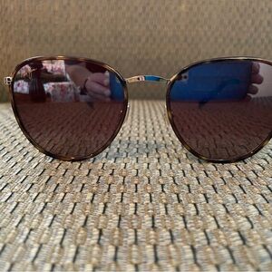 Maui Jim Tortoise and gold frame Sunglasses